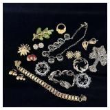 Vintage Sarah Coventry Necklaces, Bracelets &>