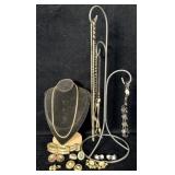 Vintage Gold Tone Weiss Jewerly