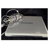 Toshiba Satellite A305-S6872 Laptop