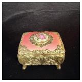 Vintage Victorian Style Trinket Box filled w/Rings