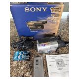 Samsung SCL860  handy cam with original box and