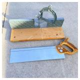 Vintage craftsman hand saw miter box set saw has