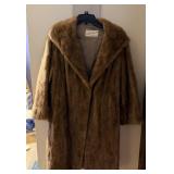 Billings, MT State Fur Co. Bismark ND Fur Coat >