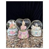 3 Music box snow globes