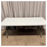 6ï¿½ Plastic Folding Table
