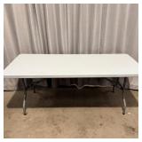 6ï¿½ Plastic Folding Table