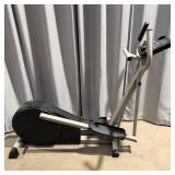 Weslo Momentum 700 Elliptical Exercise Machine