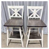 (2) Rustic Farmhouse Roscoe Swivel Pub Height >