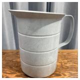 Vollrath Wear-Ever 4-Quart Aluminum Measuring Cup>