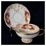 Vintage Royal Sealy China Footed Teacup & Saucer >