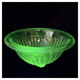 Vintage Hazel Atlas Green Uranium Glass Ribbed >