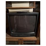Vintage Zenith 25 inch TV with universal remote