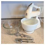 Sunbeam mixer with extra bowl