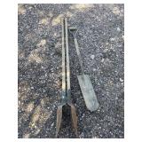 Post hole digger and spade
