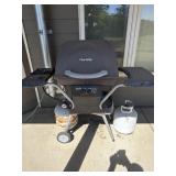 Charbroil propane grill with 2 propane tanks
