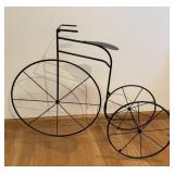 Antique Style Black Metal Big Wheel Wire Bicycle >