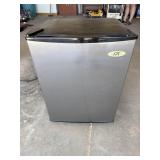 Mini stainless steel refrigerator