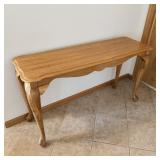 Solid oak sofa table 48ï¿½ x 16ï¿½ x 27ï¿½