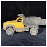 Tonka Pressed Steel Construction Dump Truck