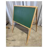 Collapsible double-sided chalkboard whiteboard
