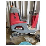 Betco Stealth DRS24BT Auto Rider Scrubber -24'