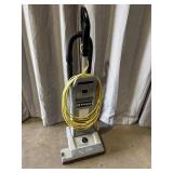 Advance Spectrum professional upright commercial