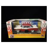 M2 Machines 1957 Ford Fairlane 500 1/64 Scale