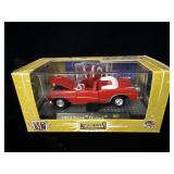 M2 Machines Auto-Thentics 1954 Buick Skylark 1/64