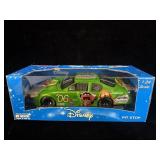 1:24 scale green Goofy Disney Daytona 500