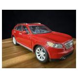 MAISTO 2005 INFINITI FX45 SUV 1:24 diecast SUV