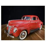 DANBURY MINT 1940 FORD DELUXE COUPE RED  CAR 1/24