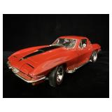 Ertl 1967 Chevy Corvette 1/18 Scale Diecast Car