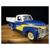 1952 Chevrolet Goodyear Pick Up Bank in a 1:25