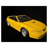 Maisto 1999 Mustang GT 1/24 Scale Diecast Car
