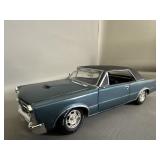 Johnny Lightning 1965 Pontiac GTO 1/24 Scale