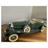Danbury Mint 1932 Cadillac V-16 1/24 Scale