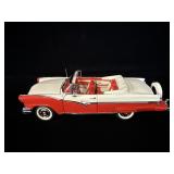 Danbury Mint 1956 Ford Fairlane Sunliner 1/24