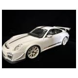 white Bburago Porsche 911 GT3 RS 4.0 in a 1:18