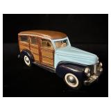 1940 Ford Woody Wagon 1/32 Scale Diecast Car
