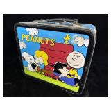 Vintage Peanuts metal lunch box
