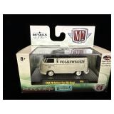 M2 Machines Auto-Trucks 1960 VW Delivery Van USA