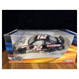 2000 #12 Ryan Newman HOT WHEELS NASCAR Mobil 1
