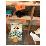 Vintage black amethyst glass bird ashtray