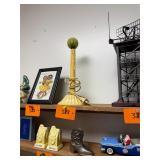 Vintage snowball candle light / working