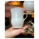 Vintage Kool-Aid pitcher with 4 cups