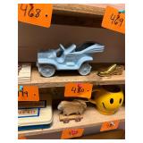 Vintage antique car planter / No C/C