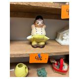 Vintage Czech planter / tiny rim chip