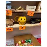 Vintage McCoy Smiley Face mug / No C/C
