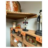 Vintage lionel diecast O gauge train signal