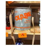 Vintage Old Pal minnow bucket / metal with handle